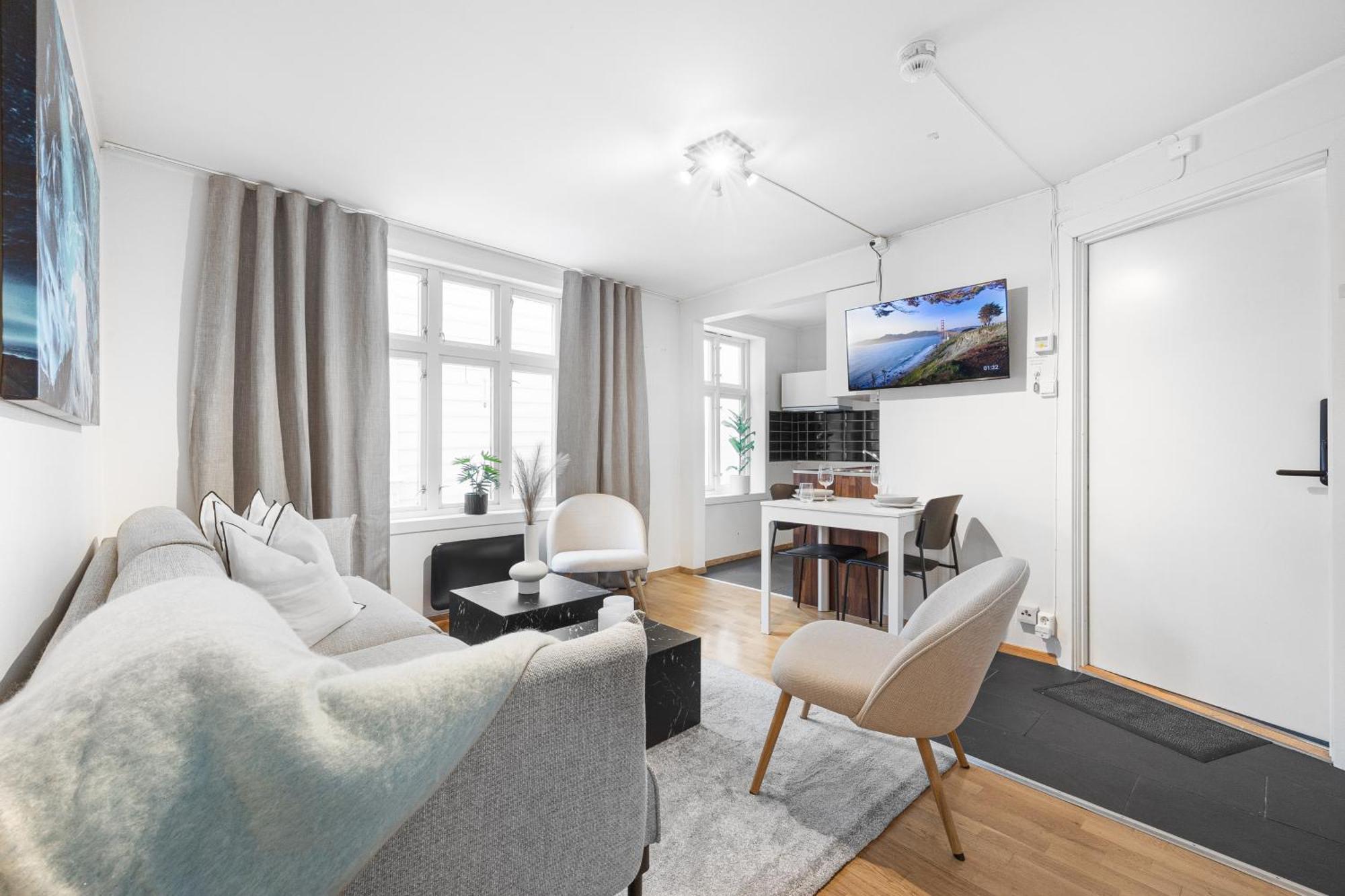 Homerentals Apartments - Behind Bryggen & Historic Cobblestone Streets - 2 Floor Renovated From February 2025 Bergen Kültér fotó
